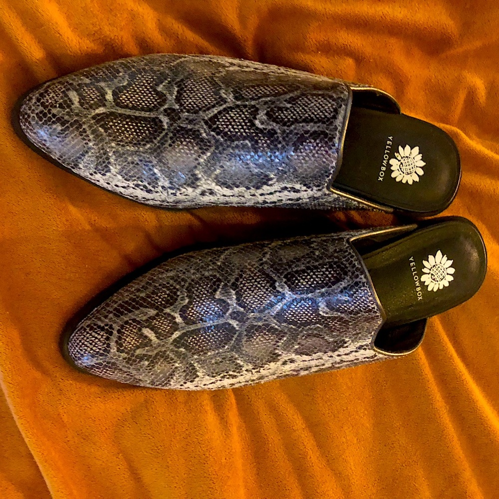 Yellow Box Lydia Snakeskin Print Mules Pointed Toe Womens Sz 10